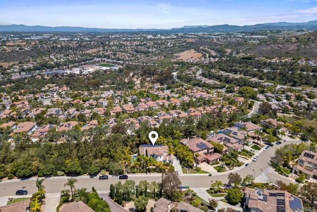 2930 Rancho Cortes, Carlsbad CA: https://media.crmls.org/mediaz/62d67033-0772-4ad7-8e3c-5f1cef192b21.jpg