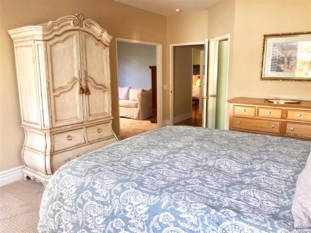 Detail Gallery Image 16 of 25 For 459 Lexington Cr., Oceanside,  CA 92057 - 4 Beds | 2 Baths