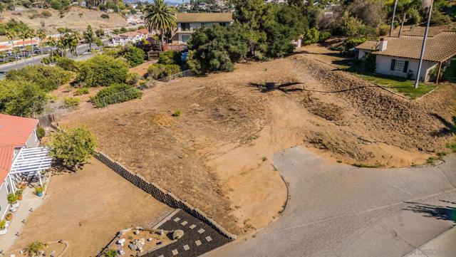 0 Allea Lane, Vista CA: https://media.crmls.org/mediaz/62d7fe1c-6fcc-47b8-848c-f430d01a881d.jpg