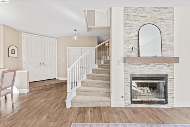 47 Summer Hill Court, Danville CA: https://media.crmls.org/mediaz/62d9ac34-6e21-40b1-9de0-cdbfc5e32944.jpg