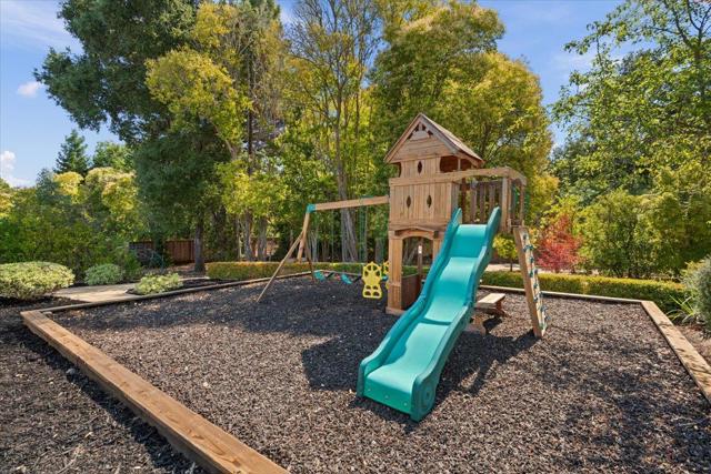 14228 Amherst Court, Los Altos Hills CA: https://media.crmls.org/mediaz/62daba6f-a464-4f99-9d48-58d8be02ae05.jpg