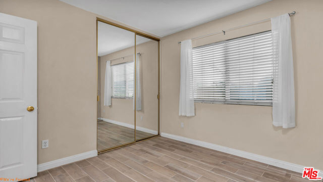 16661 Carousel Lane, Huntington Beach CA: https://media.crmls.org/mediaz/62dad9af-066a-4c8f-a2f0-bfdb1d557ecd.jpg