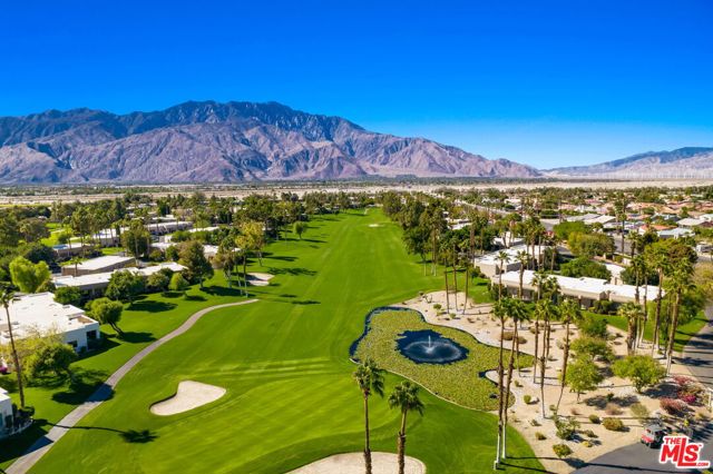 67954 S Trancas Drive, Cathedral City CA: https://media.crmls.org/mediaz/62db2db2-7b6e-4ac5-8851-e4d0a61d0529.jpg