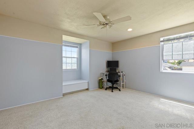 14102 Tricia St, Poway CA: https://media.crmls.org/mediaz/62dbbe80-11ec-4115-a36f-dd92ff4f6385.jpg