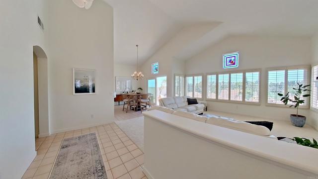 1265 Camino Lorado, San Marcos CA: https://media.crmls.org/mediaz/62ddc7dc-263d-435e-8ceb-62bc5018227d.jpg