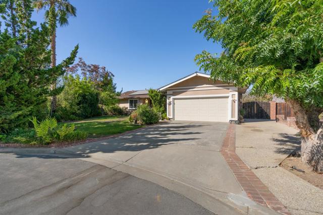 19731 Yuba Court, Saratoga CA: https://media.crmls.org/mediaz/62df8fac-09b5-4229-a45e-69999c7c474f.jpg
