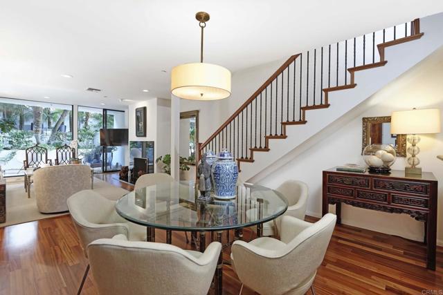 101 Coast Boulevard, La Jolla CA: https://media.crmls.org/mediaz/62e04af2-4383-456d-be20-77546fba805b.jpg