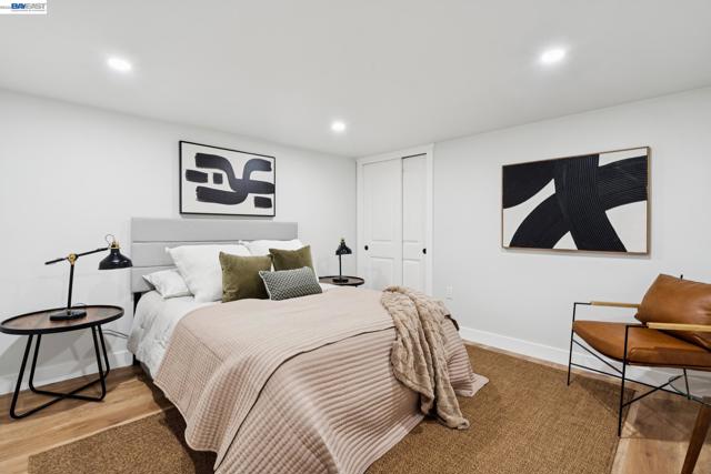 Image 32 of 45 For 800 Trestle Glen Rd