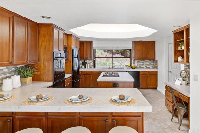 Detail Gallery Image 17 of 56 For 13584 Mcnally Rd, Valley Center,  CA 92082 - 4 Beds | 3 Baths