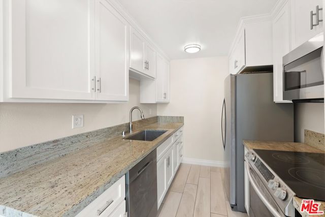 612 Catalina Avenue, Redondo Beach, California 90277, ,Residential Income,Sold,Catalina,25536287