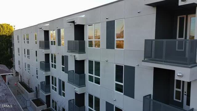 Detail Gallery Image 4 of 10 For 18900 Parthenia St #101,  Northridge,  CA 91324 - 1 Beds | 1 Baths