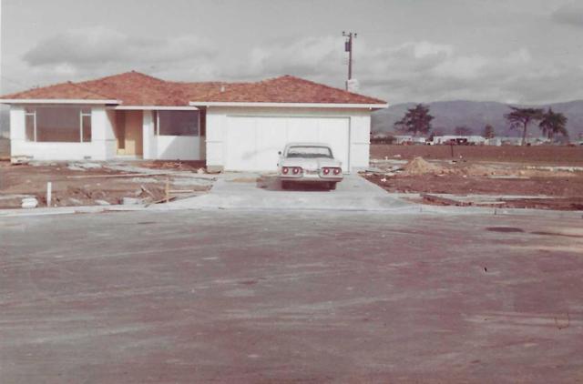 17 San Marcos Court, Salinas CA: https://media.crmls.org/mediaz/62e318c1-8329-4055-98d2-1cdc20d0f2b3.jpg