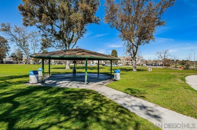 8488 New Salem St, San Diego CA: https://media.crmls.org/mediaz/62e3bbfb-800c-4cb9-88fb-8255cda165ff.jpg