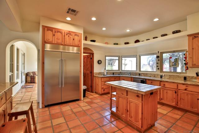 187 Verbena Dr, Borrego Springs CA: https://media.crmls.org/mediaz/62e4df82-2eec-4c9c-bfa0-da5fd1abc40b.jpg