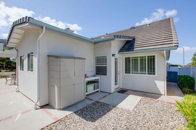 1911 La Subida Way, San Marcos CA: https://media.crmls.org/mediaz/62e5ff8e-72fa-447f-9464-324814b8f80f.jpg
