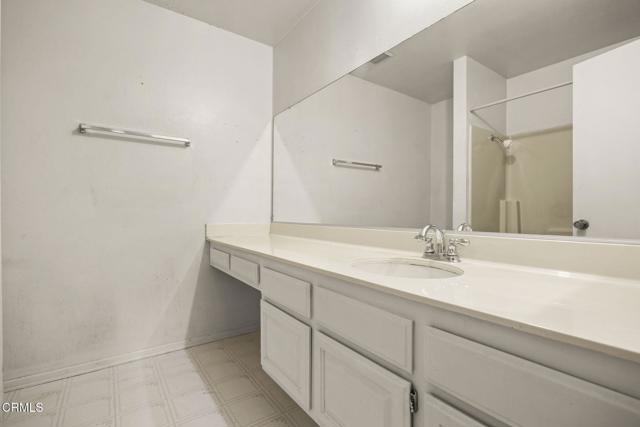 Detail Gallery Image 21 of 28 For 1718 Sinaloa Rd #215,  Simi Valley,  CA 93065 - 2 Beds | 2 Baths