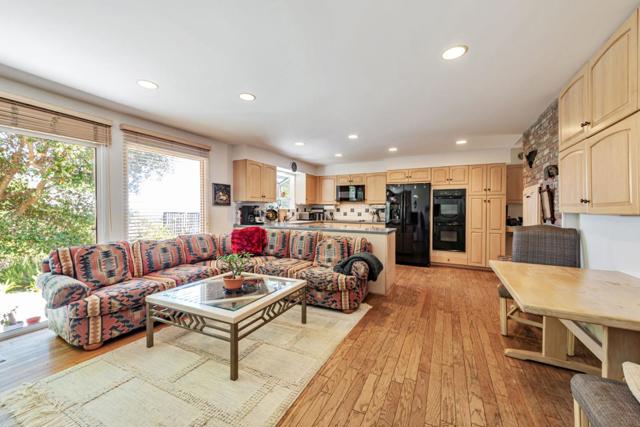 495 Summit Springs Road, Woodside CA: https://media.crmls.org/mediaz/62e9cfb5-aa35-4f9d-aef9-0eb1cb673e17.jpg