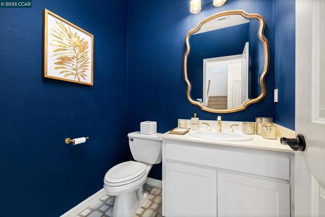 104 Silva Ct, Martinez CA: https://media.crmls.org/mediaz/62eae70e-9b30-4881-b005-81a4a066382f.jpg
