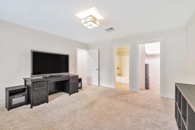 115 Fairway Village Court, Murphys CA: https://media.crmls.org/mediaz/62eb0fd9-4f69-43a9-b99f-0b0ee5f0e92b.jpg