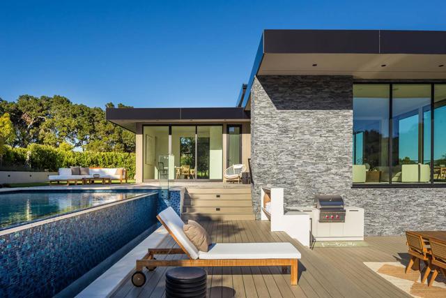 20 Pine Court, Hillsborough CA: https://media.crmls.org/mediaz/62eb6634-5b35-490b-8b04-915180f34b3a.jpg
