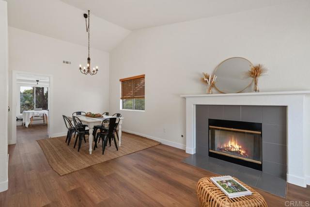 2663 Sutter St, Carlsbad CA: https://media.crmls.org/mediaz/62ec852e-1f4d-4139-a29b-9ff3d47f51e7.jpg