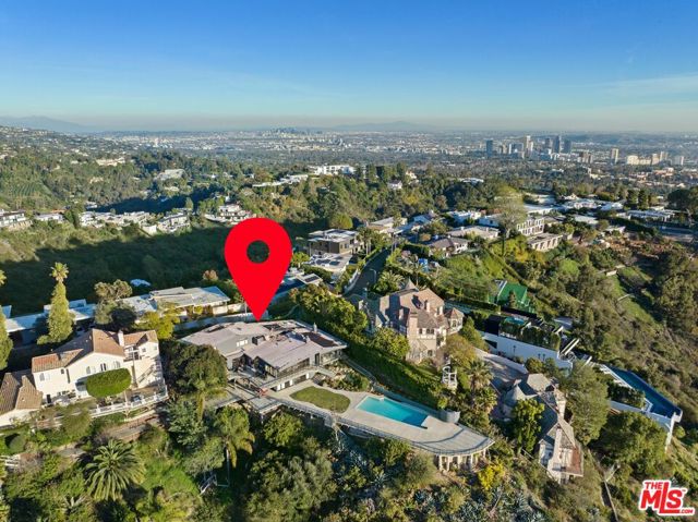 1047 Somera Road, Los Angeles, California 90077, 4 Bedrooms Bedrooms, ,5 BathroomsBathrooms,Single Family Residence,For Sale,Somera,24370063