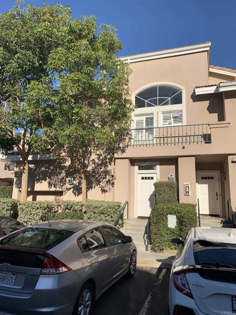 Detail Gallery Image 1 of 17 For 7215 Calabria Ct, San Diego,  CA 92122 - 2 Beds | 2 Baths