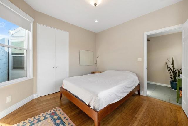 5709 Mission Street, San Francisco CA: https://media.crmls.org/mediaz/62ee8339-f734-4b57-9a4c-2317ddeba4b9.jpg