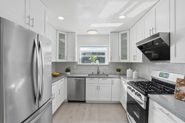 2296 Pulgas Avenue, East Palo Alto CA: https://media.crmls.org/mediaz/62ef54d2-a803-4ed2-8503-6854ddc7f69e.jpg