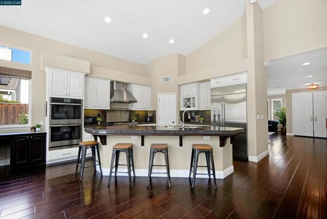 139 Shelterwood Ln, Danville CA: https://media.crmls.org/mediaz/62f09e20-42b0-4a82-a891-511489bbf0ca.jpg