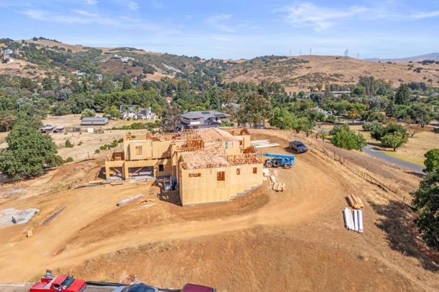 1075 Rose Orchard Place, Morgan Hill CA: https://media.crmls.org/mediaz/62f28fc9-720c-474c-ab03-60a944f0387e.jpg