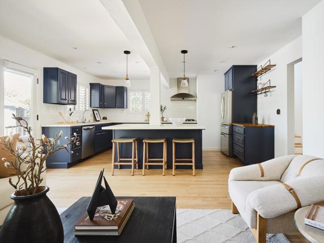 639 Palmer Lane, Menlo Park CA: https://media.crmls.org/mediaz/62f2f54f-21b4-4ed6-bb5f-bb1e61985c06.jpg