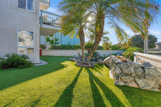 Detail Gallery Image 6 of 44 For 2438 Ocean St, Carlsbad,  CA 92008 - 3 Beds | 2/1 Baths