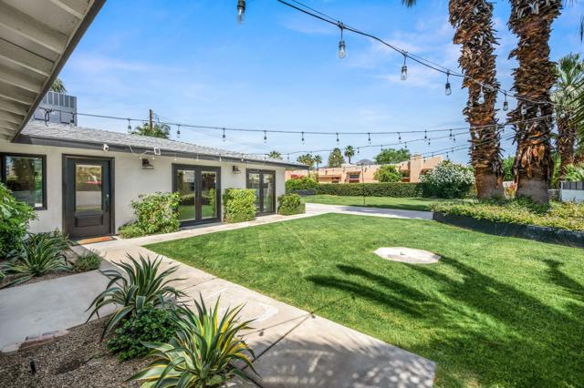 51485 Calle Guatemala, La Quinta CA: https://media.crmls.org/mediaz/62f50921-5dce-4bd0-979f-2650ea67526a.jpg