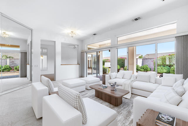 78626 Blooming Court, Palm Desert CA: https://media.crmls.org/mediaz/62f62a07-514e-40e4-8ee1-cad8299685f6.jpg