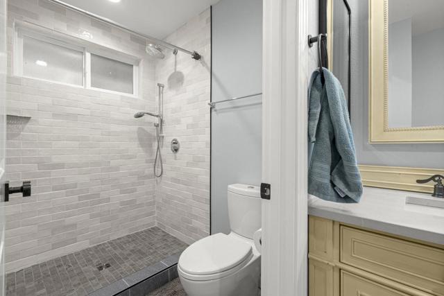 5387 King Estates Court, San Jose CA: https://media.crmls.org/mediaz/62f7532a-e756-488d-8d35-0c36b022ec83.jpg