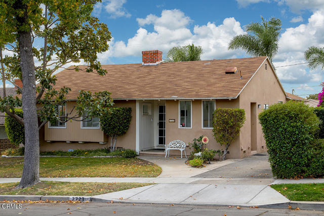 Detail Gallery Image 2 of 40 For 2723 N Keystone St, Burbank,  CA 91504 - 3 Beds | 2 Baths