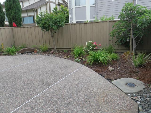 291 Klamath Road, Milpitas CA: https://media.crmls.org/mediaz/62f8294b-5bc7-457b-a8b1-1d02d753a66e.jpg