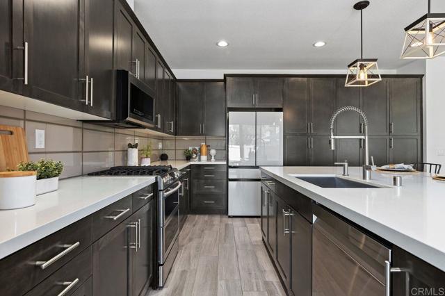 Detail Gallery Image 12 of 59 For 3122 Salina Rd, Carlsbad,  CA 92010 - 3 Beds | 2/1 Baths