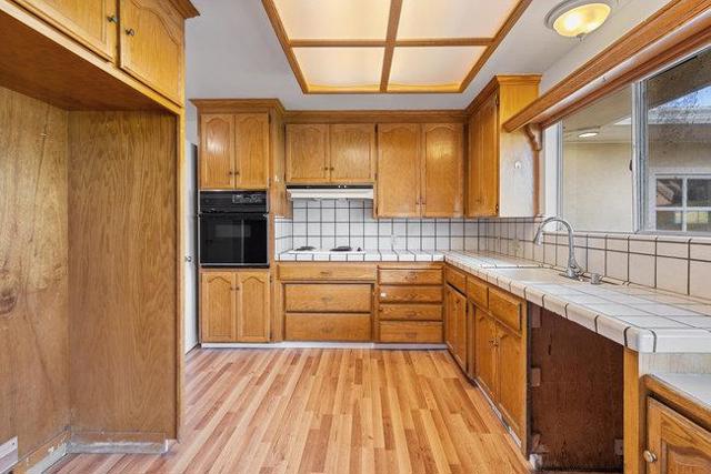 1080 Fairview Road, Hollister CA: https://media.crmls.org/mediaz/62f885e2-8653-41f4-8dd0-efa03f194680.jpg