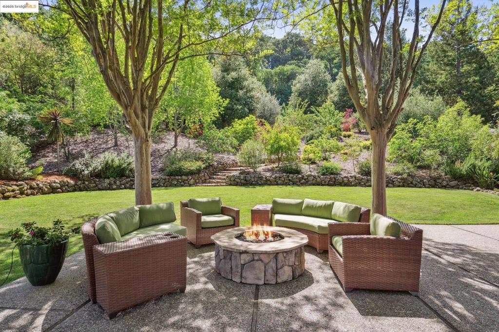 1037 Silverhill Dr