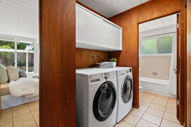 858 Cornwall Court, Sunnyvale CA: https://media.crmls.org/mediaz/62f89fd7-6034-49c4-8a09-162c2d585a58.jpg