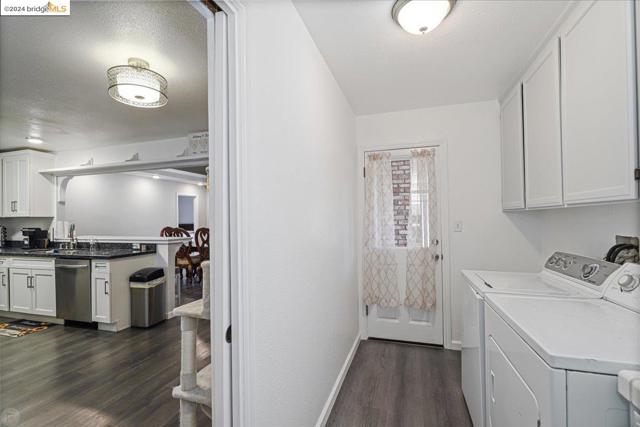 Image 10 of 40 For 79 Panoramic Avenue