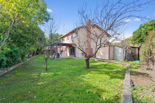 1420 Pinehurst Drive, San Jose CA: https://media.crmls.org/mediaz/62f91401-adba-40f1-8146-dd882ac6e512.jpg