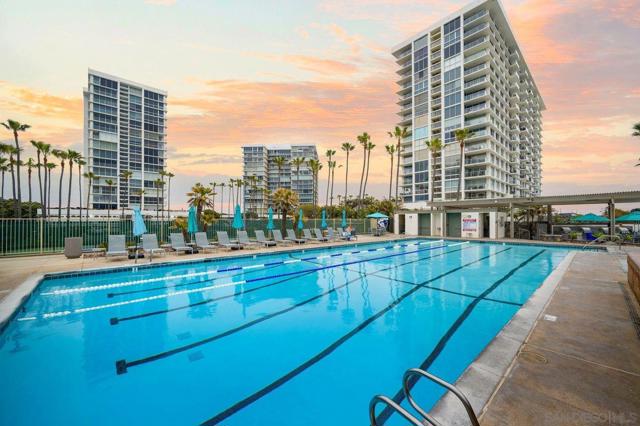 1730 Avenida Del Mundo, Coronado CA: https://media.crmls.org/mediaz/62f9f681-cb93-4729-bff8-1479ec2510da.jpg