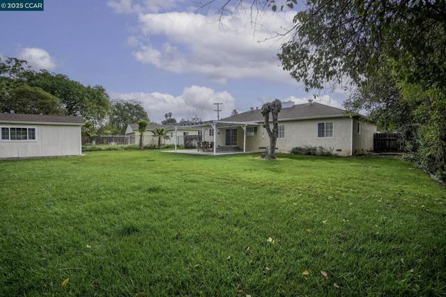 1551 Orange Street, Concord CA: https://media.crmls.org/mediaz/62fa86ac-954a-4e64-9f06-485c2f621474.jpg