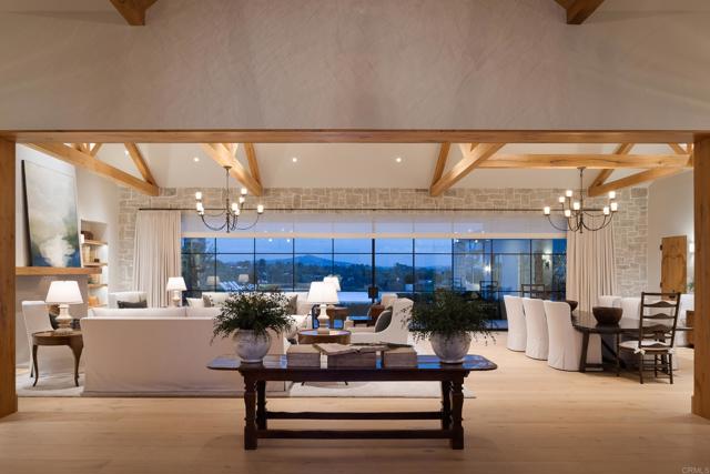 17845 Via de Fortuna, Rancho Santa Fe CA: https://media.crmls.org/mediaz/62fb696d-066f-4304-bc4a-b8a75d23aa3f.jpg