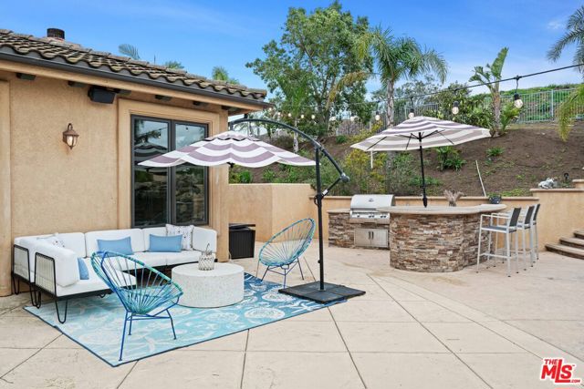 5105 Via El Cerro, Newbury Park CA: https://media.crmls.org/mediaz/62fcf76d-ffbb-4a69-9159-22e401bc3504.jpg