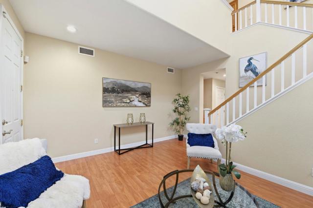 2979 Stallion Way, San Jose CA: https://media.crmls.org/mediaz/62fd5107-5040-4783-bffd-d070fa375464.jpg