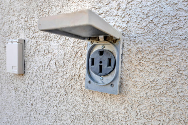 83480 Firecliff Court Court, Indio CA: https://media.crmls.org/mediaz/62fe2966-d134-4f9a-8755-8d101c0b6c04.jpg